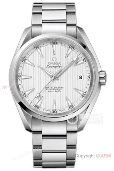 High Quality Replica OMEGA Seamaster Aqua Terra Silver 316L Stainless Steel Strap White Curved Face Dial Silver Case Watch 41.5mm